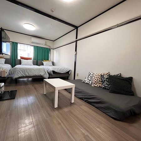 Appartamento Shinjuku! Hayashi House 3P Free Wi-Fi! Tokyo Esterno foto
