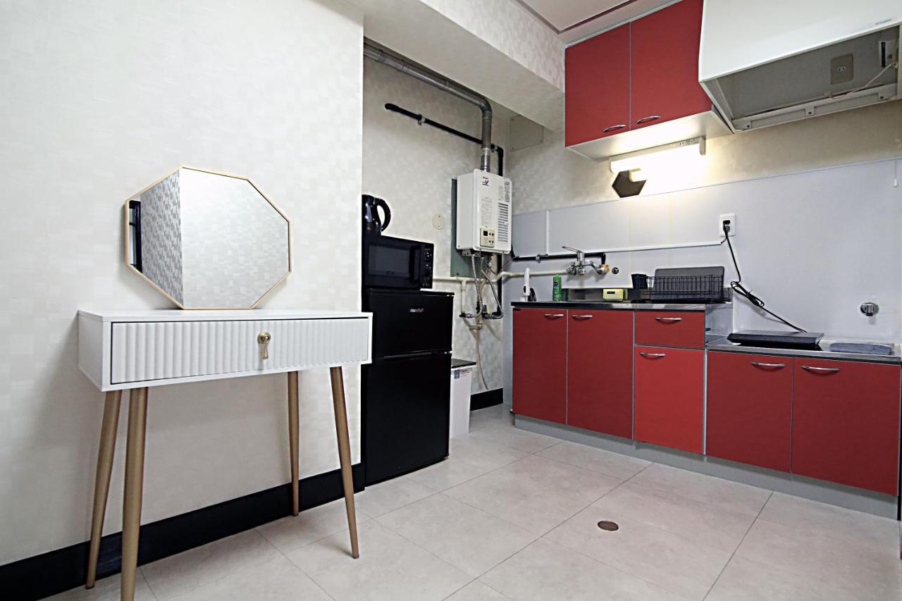 Appartamento Shinjuku! Hayashi House 3P Free Wi-Fi! Tokyo Esterno foto